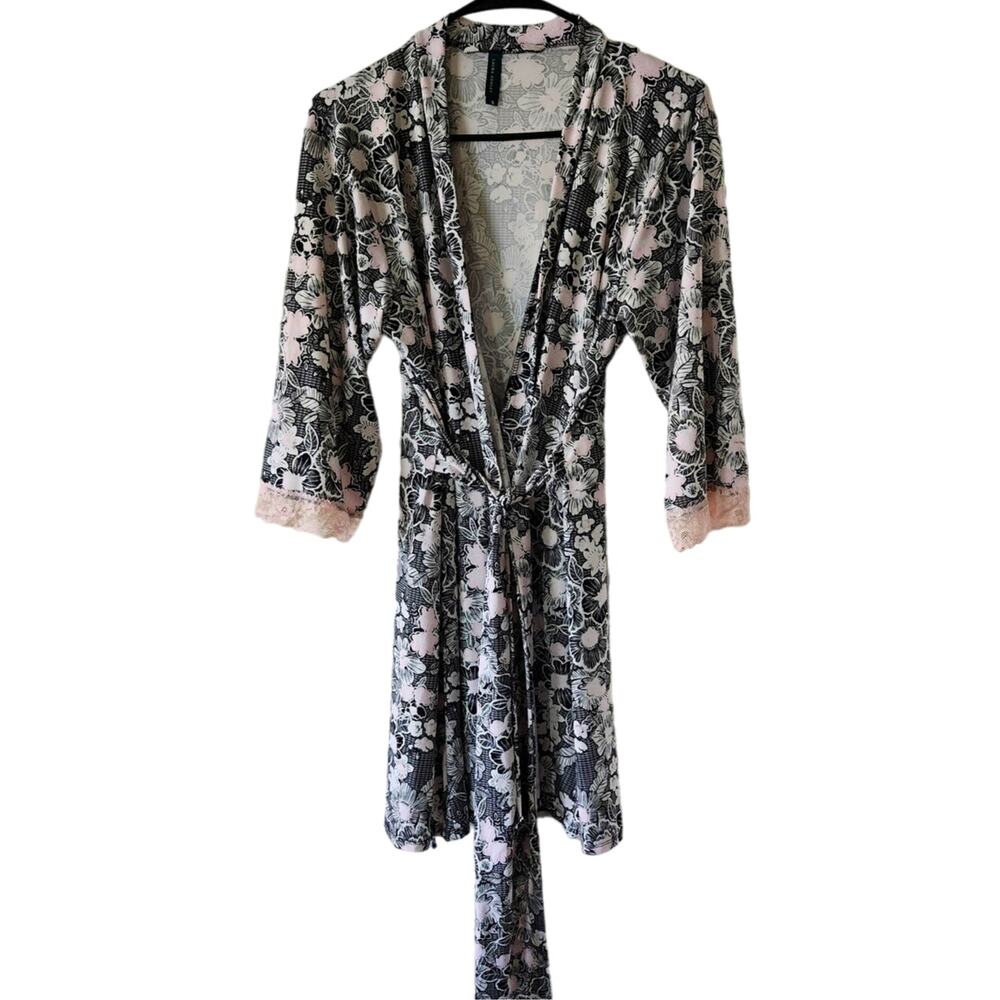 Vintage Laura Ashley Small Floral ROBE Silk Pastel Pink Black Lace
